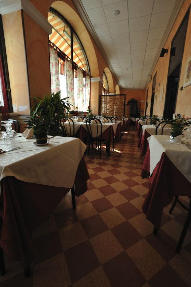 Hotel Miramare Ladispoli Eksteriør bilde