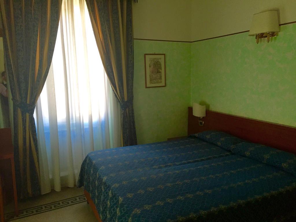 Hotel Miramare Ladispoli Rom bilde